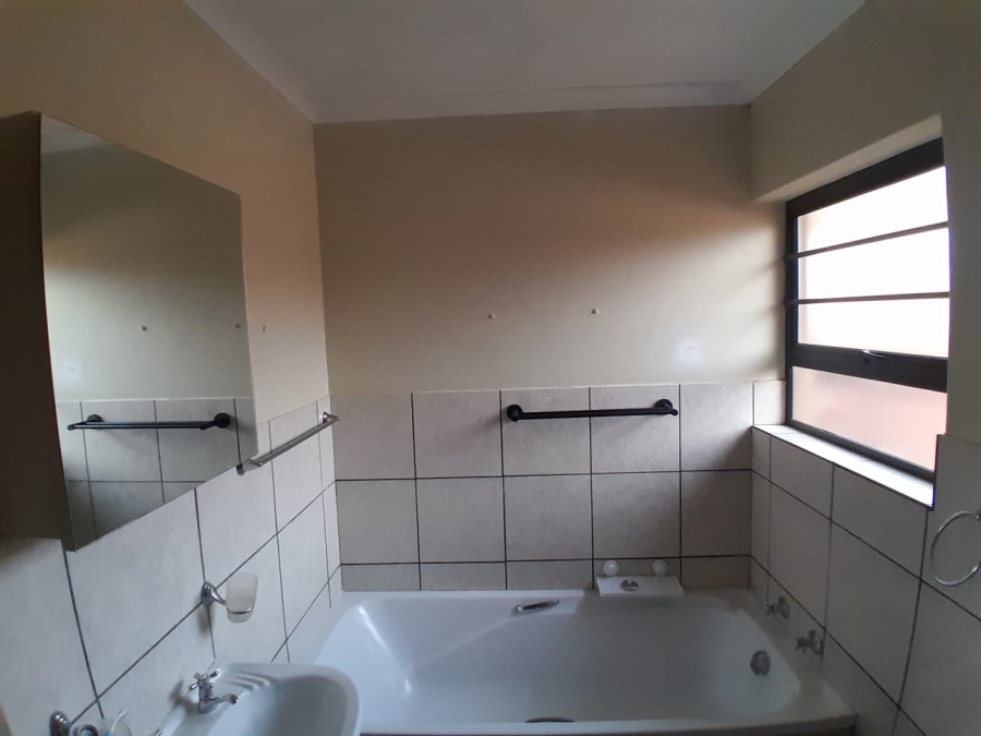 2 Bedroom Property for Sale in Kathu Northern Cape